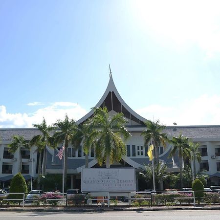The Grand Beach Resort Port Dickson Extérieur photo