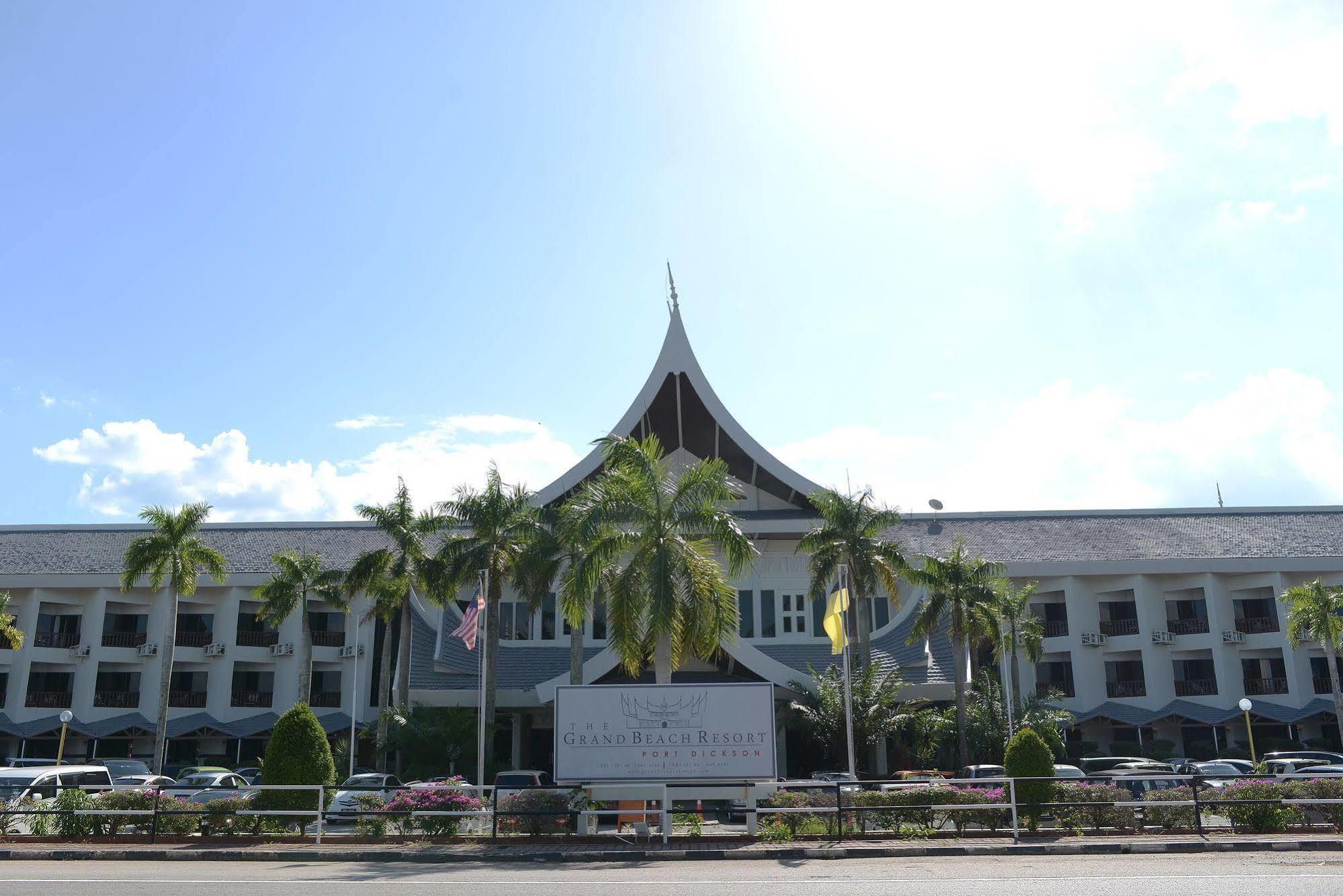 The Grand Beach Resort Port Dickson Extérieur photo